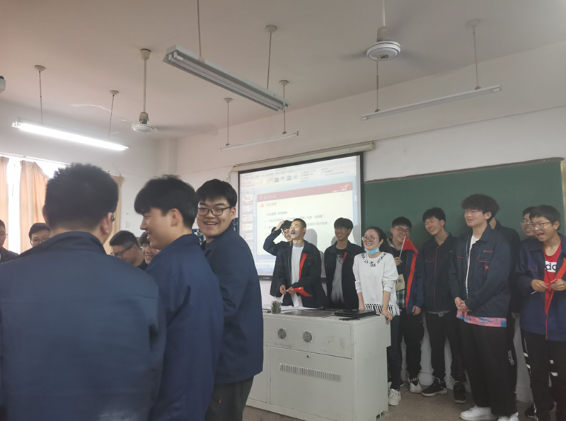 重走長(zhǎng)征路 開啟新征程