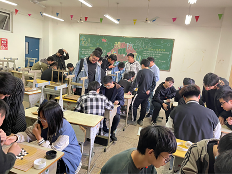 以棋會友，五子連珠