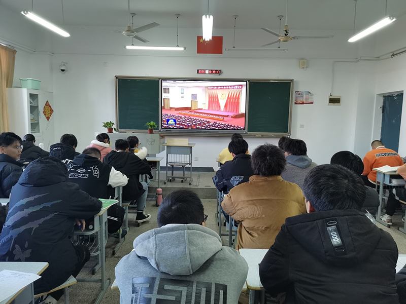 機電工程學院191311班組織開展中國共產(chǎn)黨第十九屆六中全會精神學習會