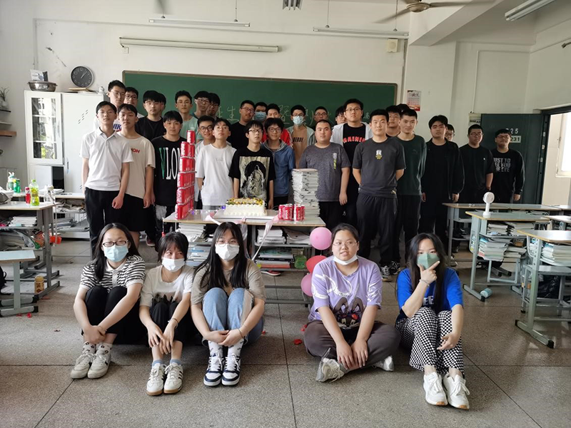 202231班舉行集體生日暨學習動員大會