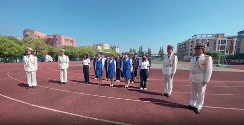 我們正青春，一起向未來！